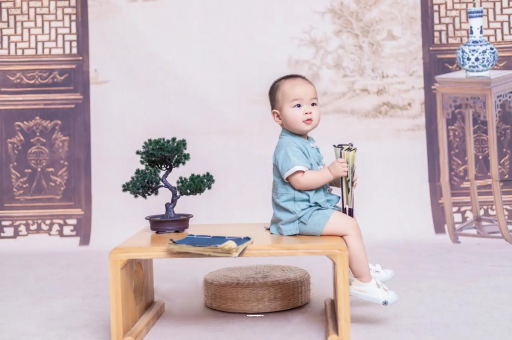 响水孕妇肚子上的黑线